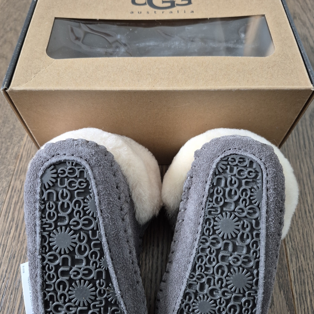 UGG Gray and Cream Baby Booties - Picture 3 of 3